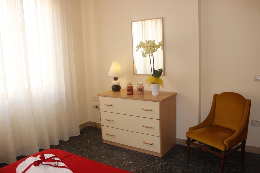 Ferienwohnung Palazzo Doria Marsala Zimmer foto